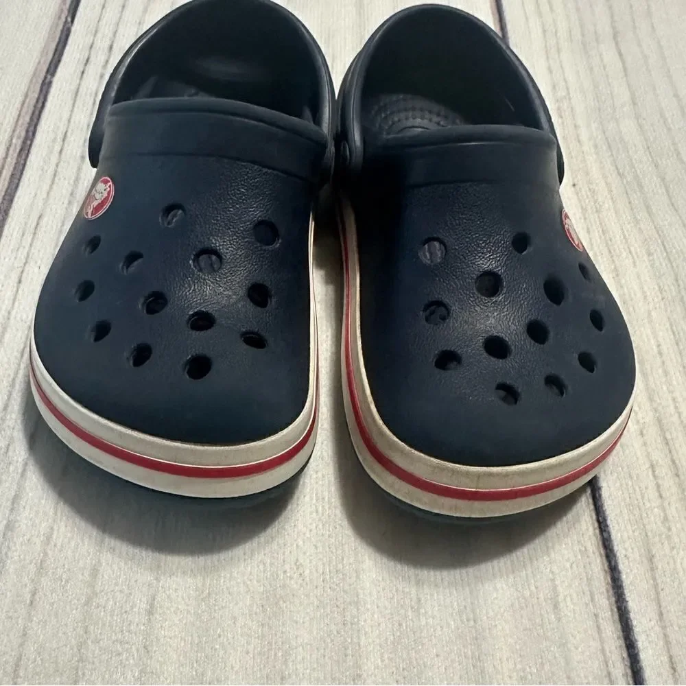 Crocs Crocband‎ Navy Blue Red Stripe Kid Toddler Sz 6/7 Preschool Water Sandals